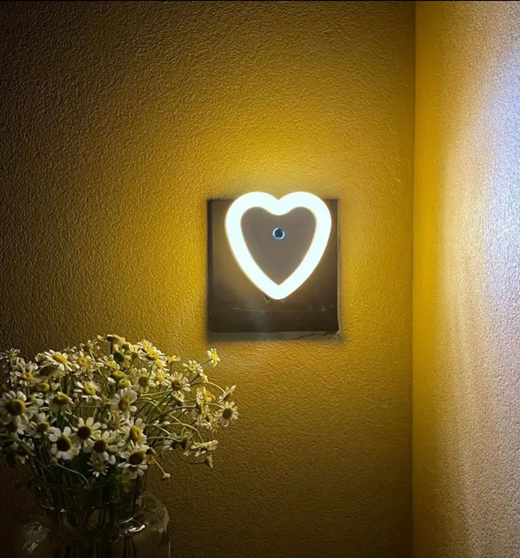 Heart-Shaped LED Night Light with Dusk to Dawn Sensor - Plug-In Wall Light with Adjustable Brightness